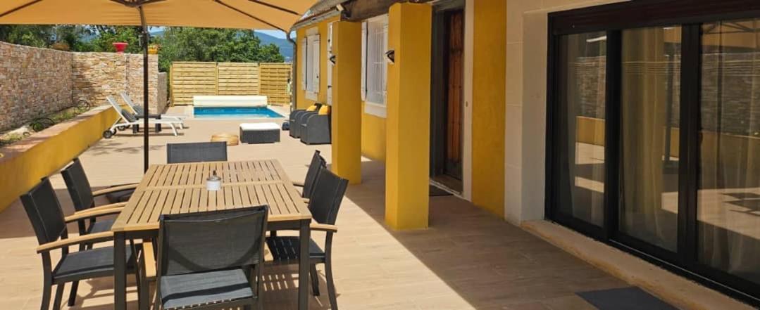 Magnifique Villa Avec Piscine, Sauna Et Hammam La Crau Eksteriør billede